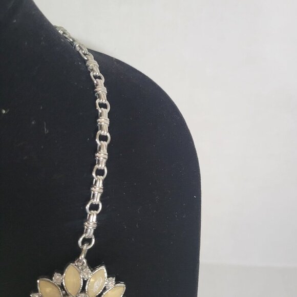 Lia Sophia Yellow & Silver Floral Sunflower Statement Necklace - Picture 3 of 6
